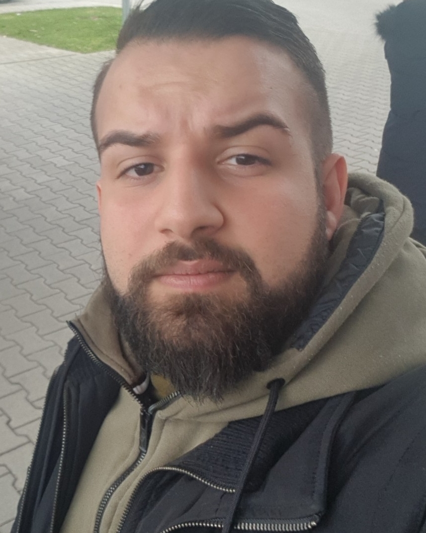 Profilbild von Alireza