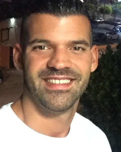 Profilbild von Adil