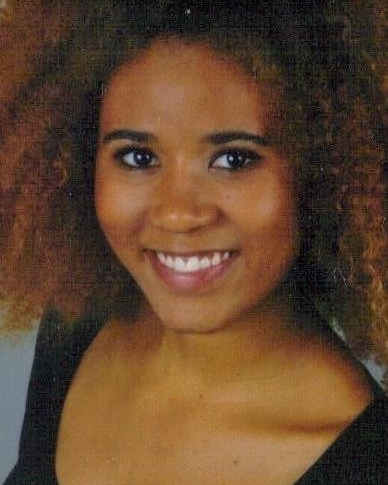 Profilbild von Lucie Naemi