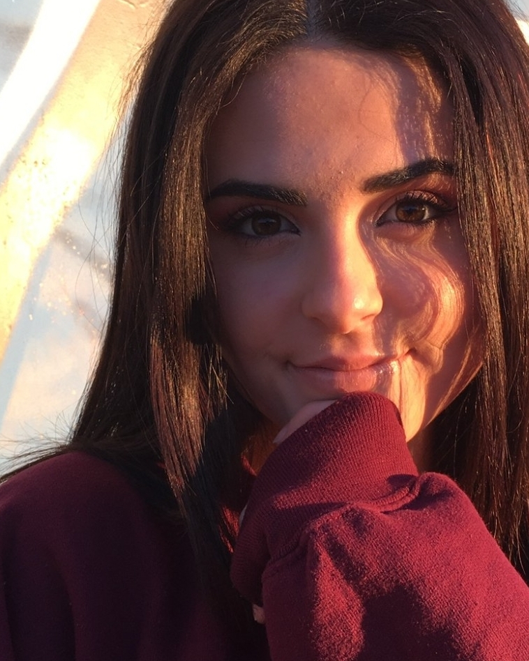 Profilbild von Amina