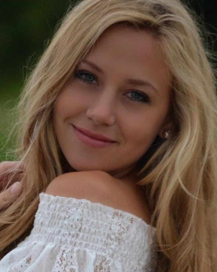 Profilbild von Celina Nicole