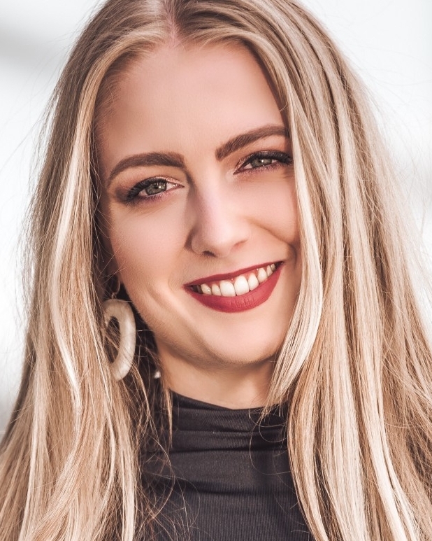 Profilbild von Almira
