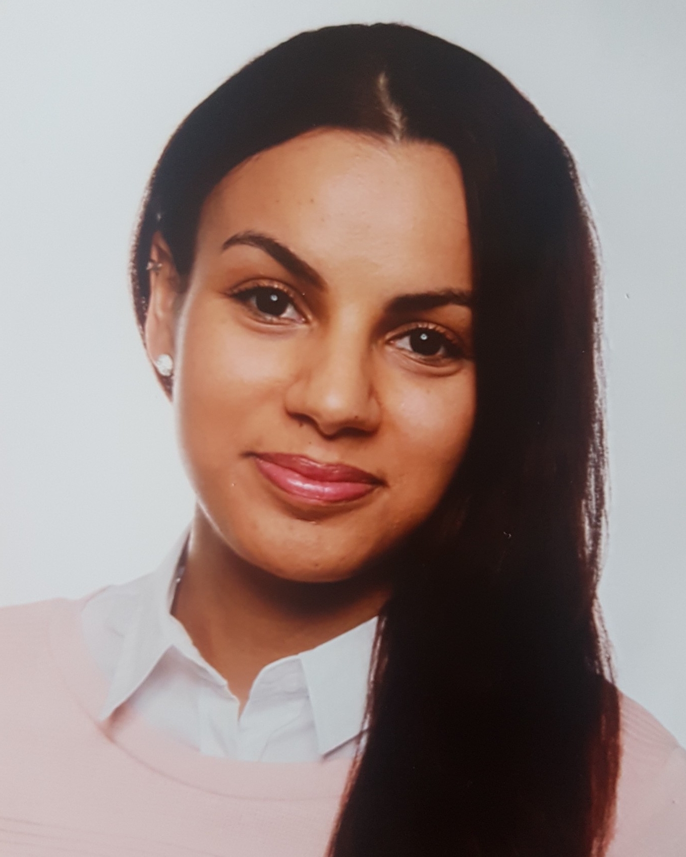Profilbild von Zeineb