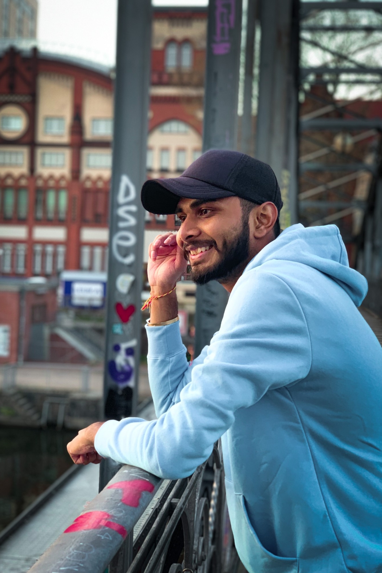 Weiteres Foto von Yash
