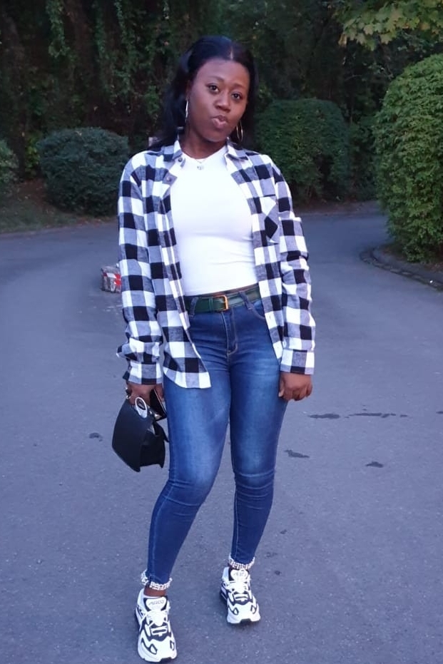 Weiteres Foto von Joyce Theresa