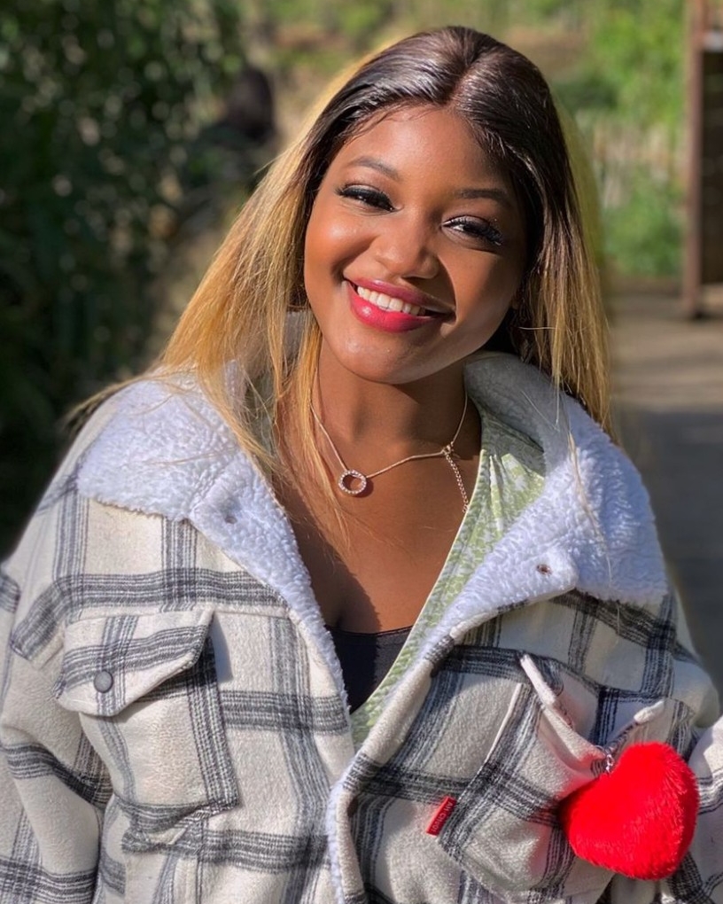 Profilbild von Laeticia joelle