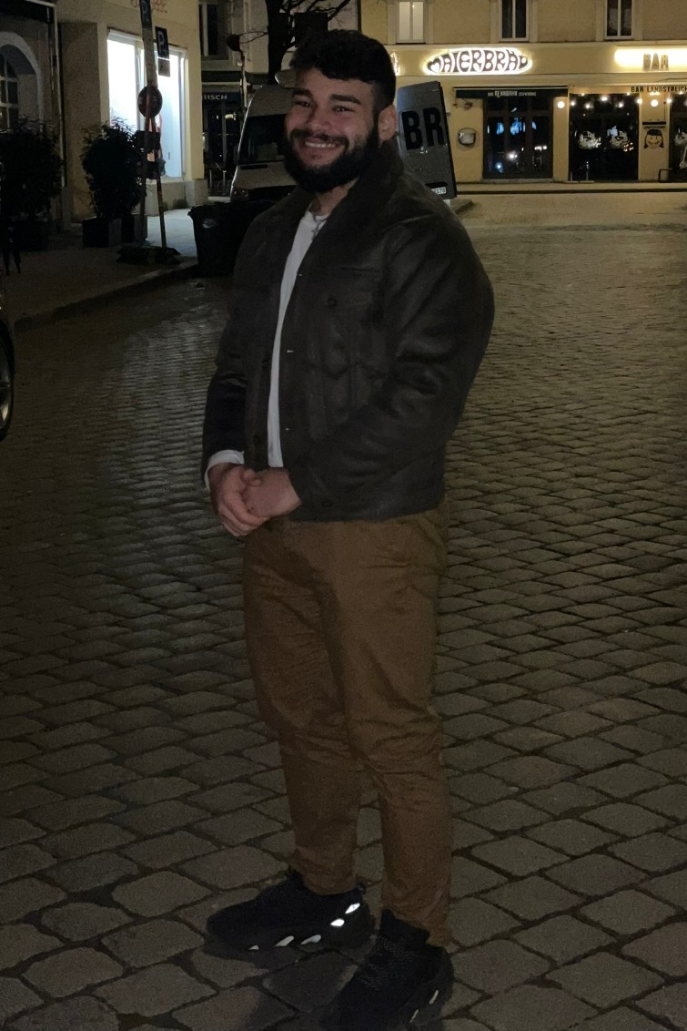 Weiteres Foto von Younis