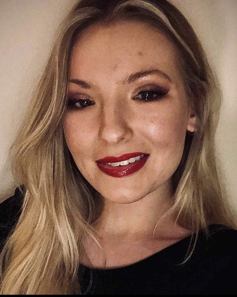 Profilbild von Danai Josephine