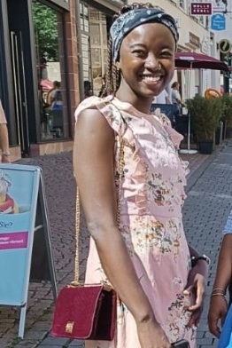 Weiteres Foto von Fauzia