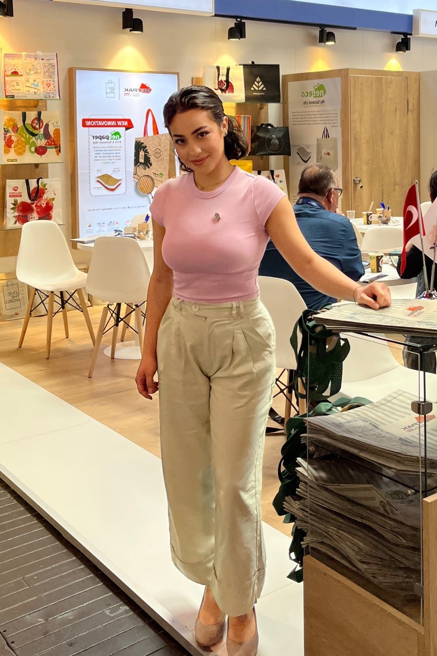 Weiteres Foto von Melis Selen