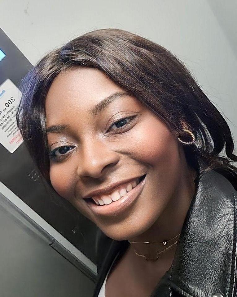 Profilbild von Laurelle Aimance