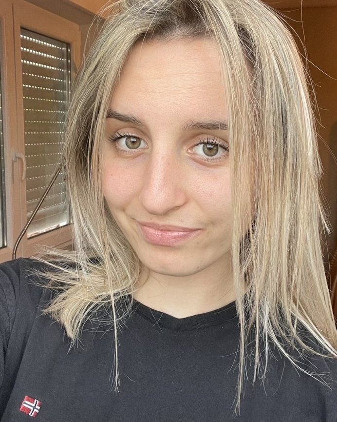 Profilbild von Lara