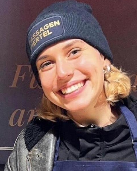 Profilbild von Mira Valeria