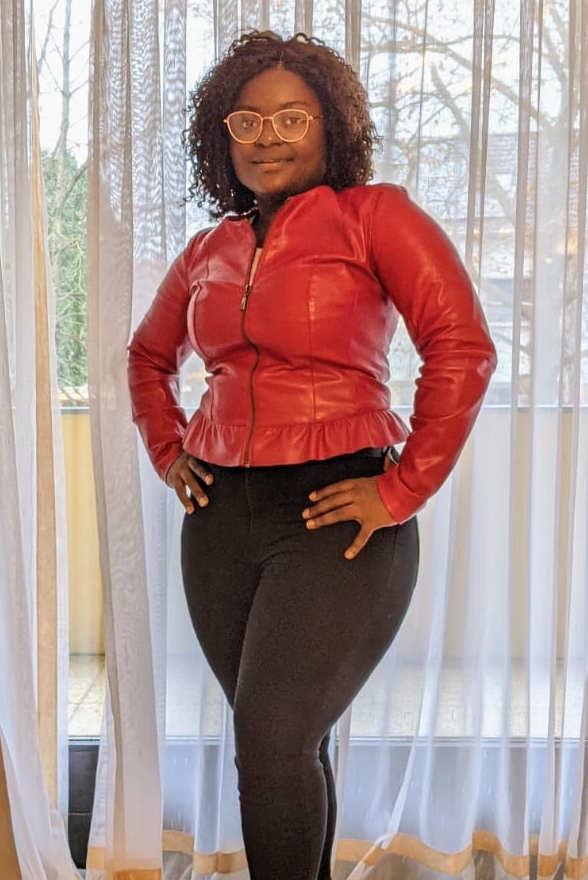 Weiteres Foto von Nidelle Yonis