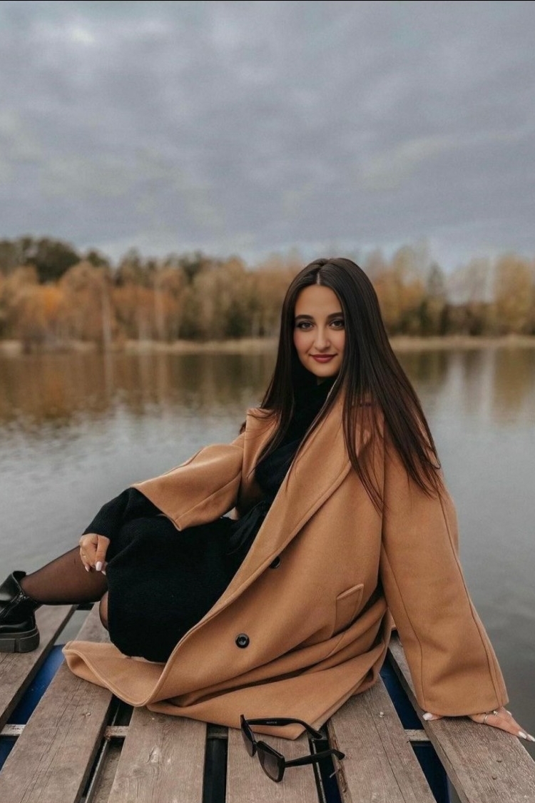 Weiteres Foto von Mouna