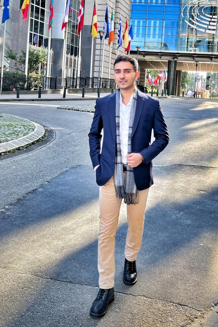 Weiteres Foto von Zain Ali Sher