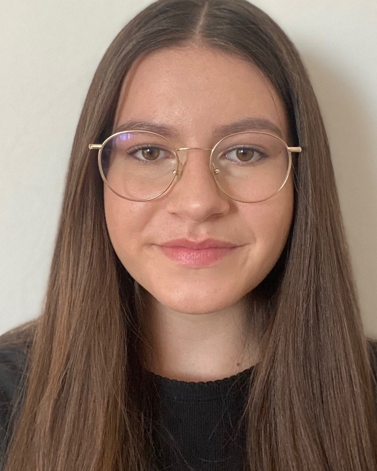 Profilbild von Mona Anna