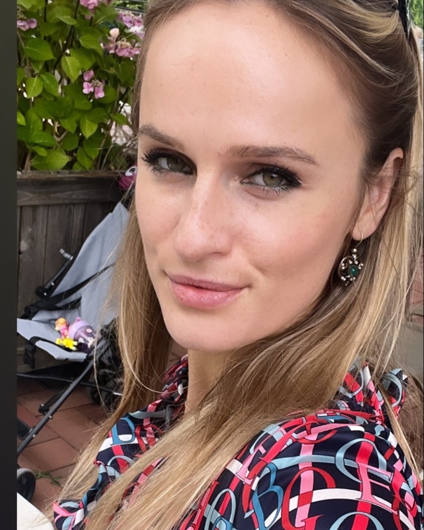 Profilbild von Alena