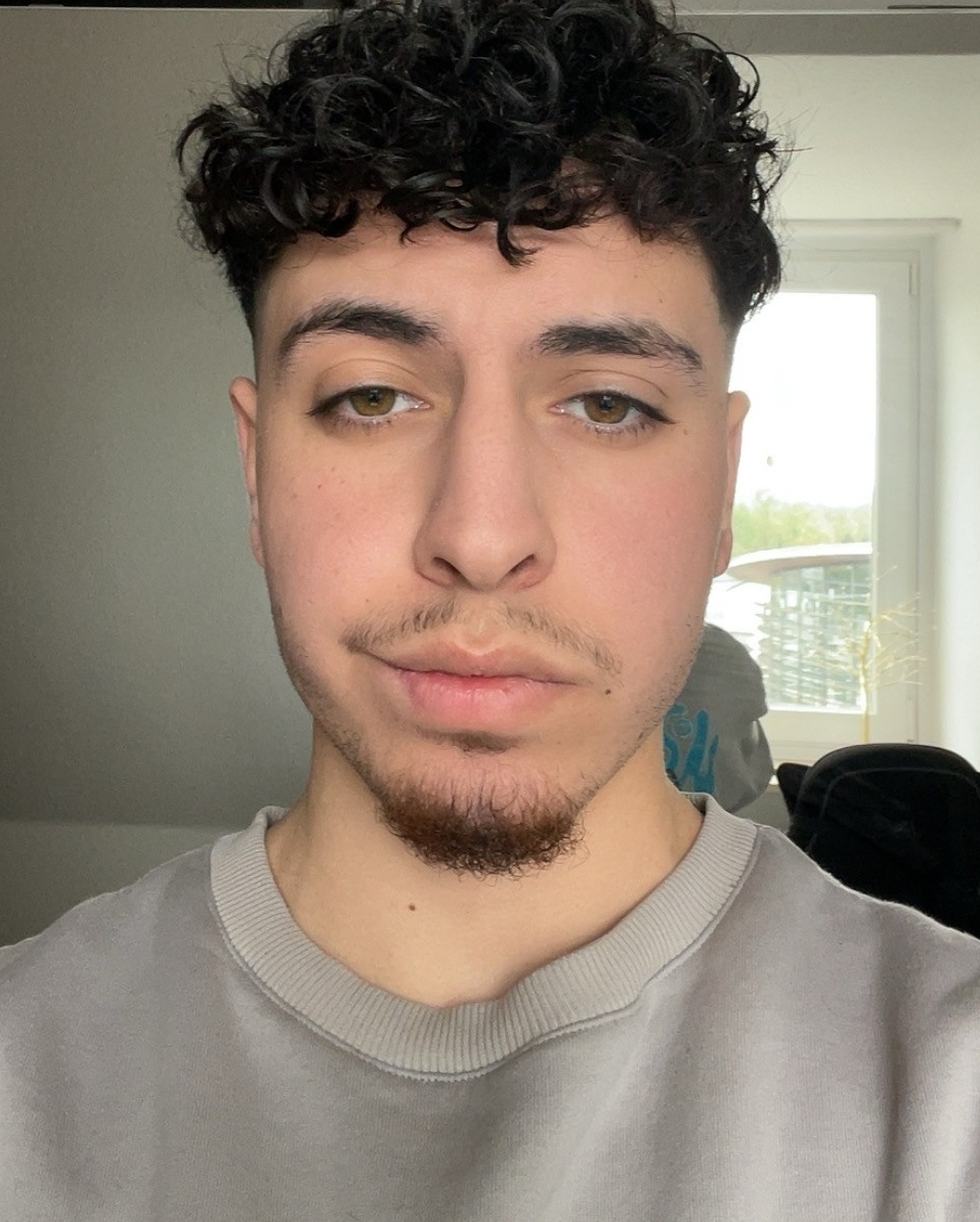 Profilbild von Mustafa