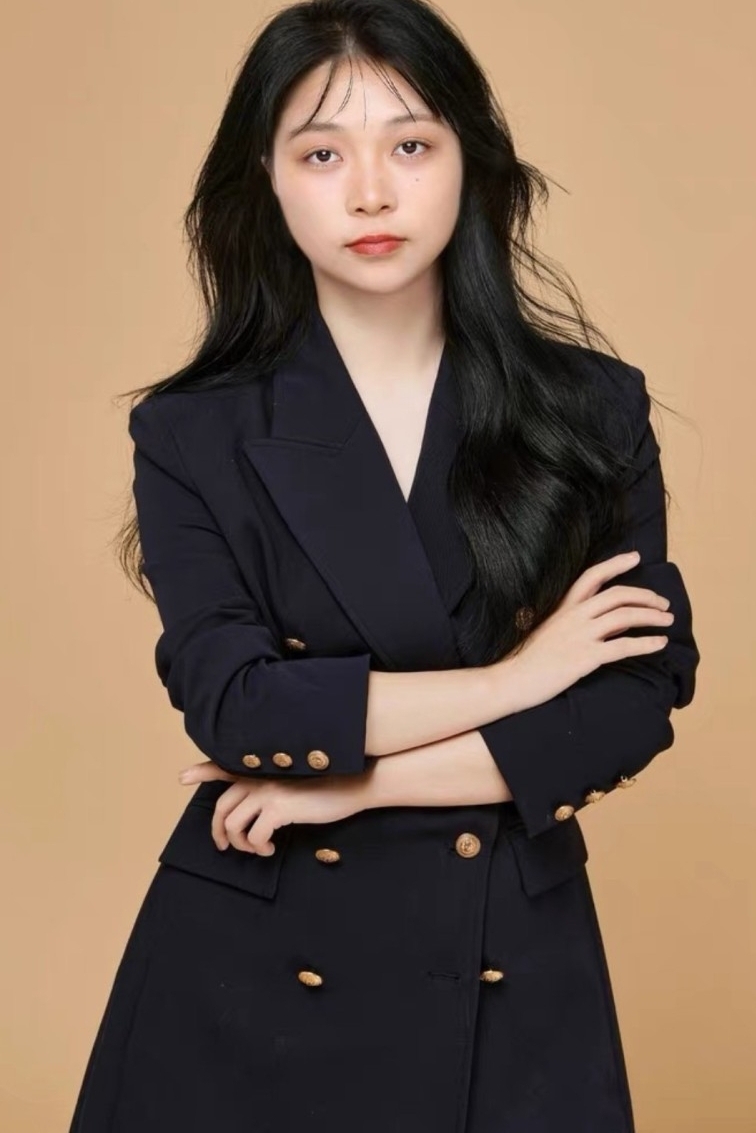 Weiteres Foto von Yixuan