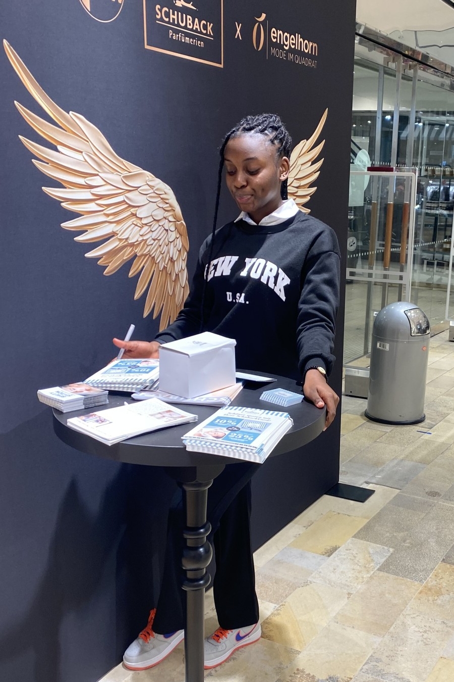 Weiteres Foto von Maeva Akwenjoh