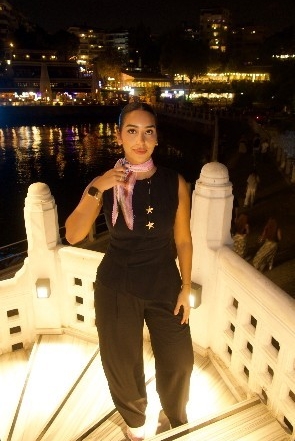 Weiteres Foto von Deniz Iris