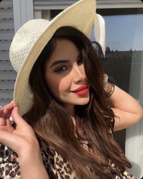 Profilbild von Farnoush