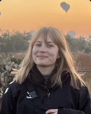 Profilbild von Amalia Elena