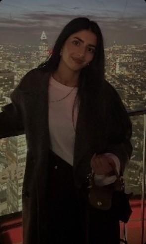 Weiteres Foto von Ariana