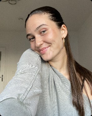 Profilbild von Mina Gila