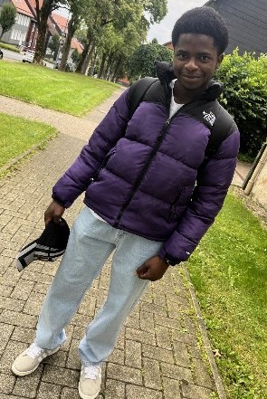 Weiteres Foto von Wise Godlove