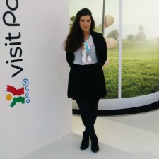 Antonia arbeitet als Messehostess (Kundenbetreuung & Service) auf der Messe