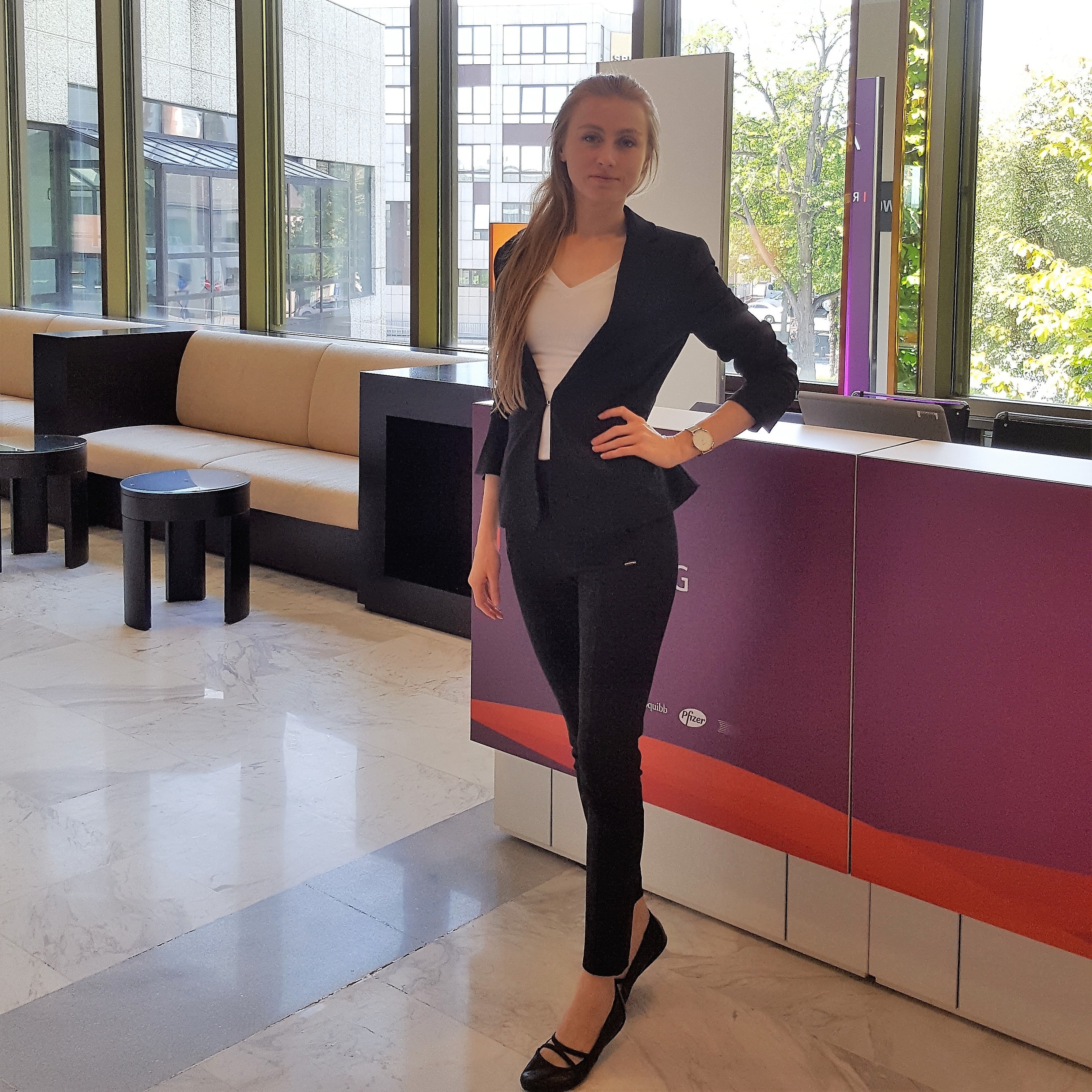 Nina bei der Arbeit