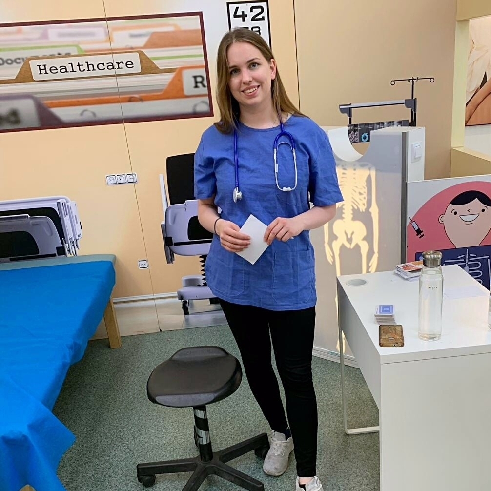 Arina Kathleen bei der Arbeit