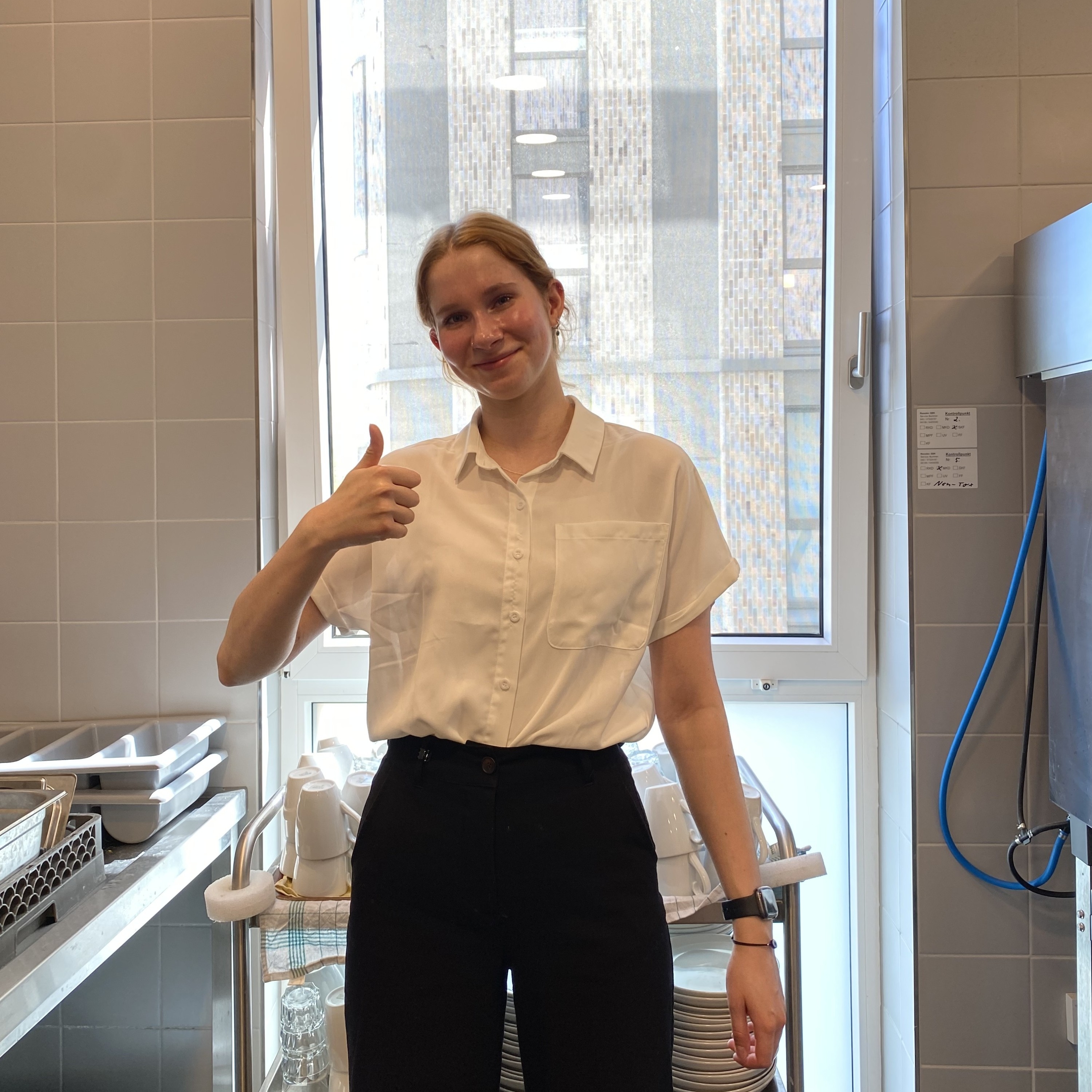 Cellina Marie bei der Arbeit