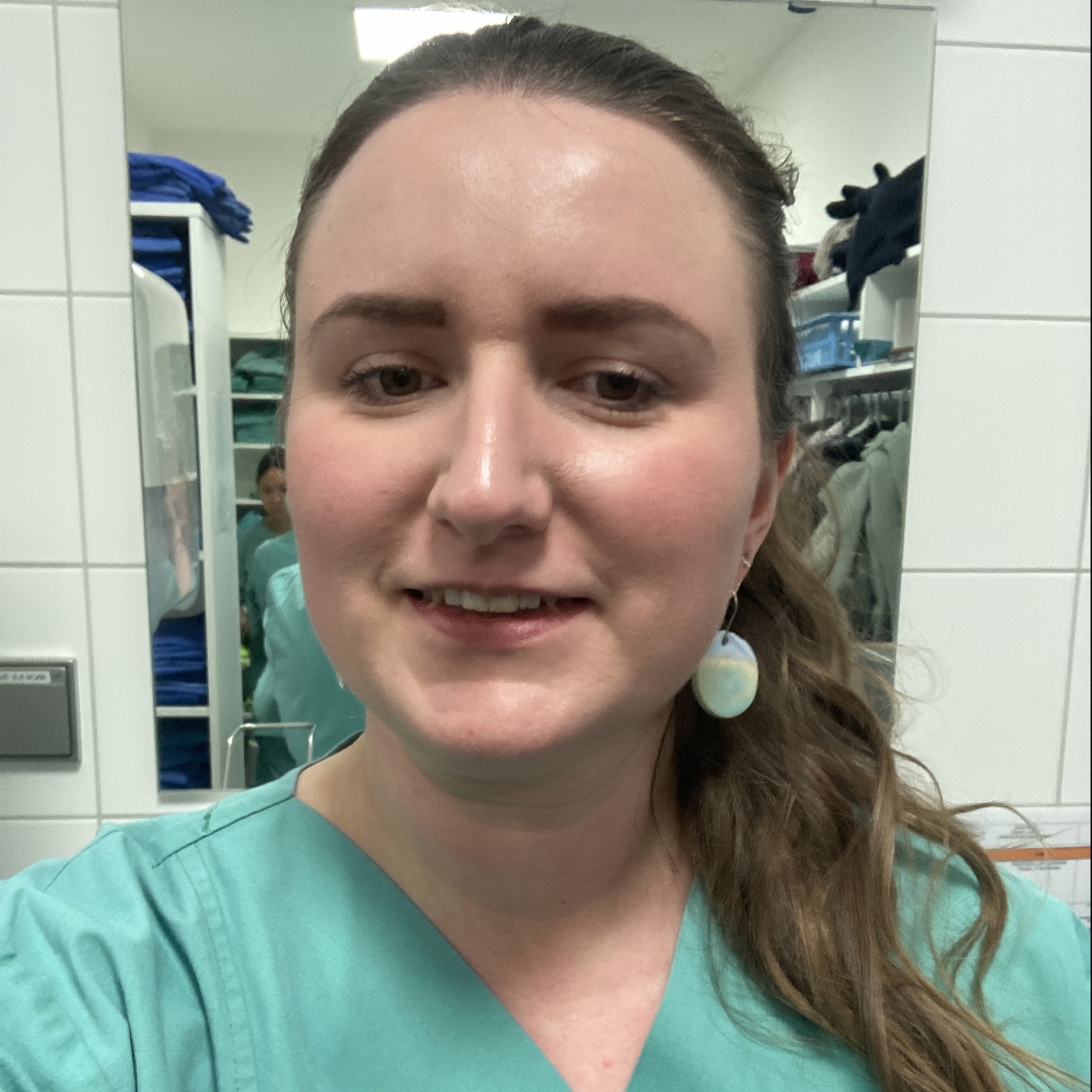Charlotte Louise bei der Arbeit