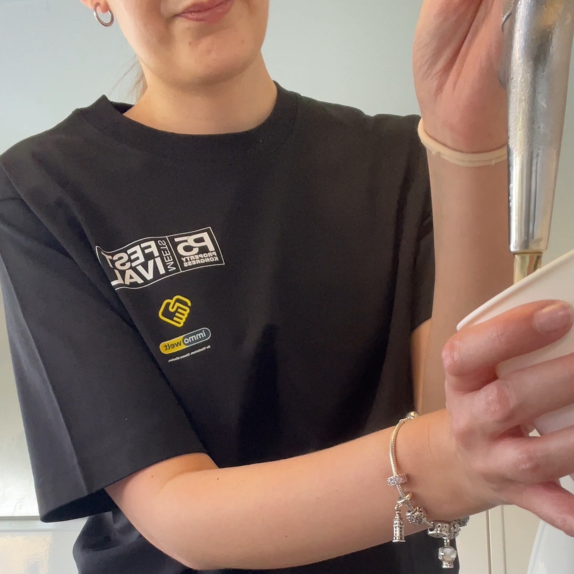 Marie bei der Arbeit