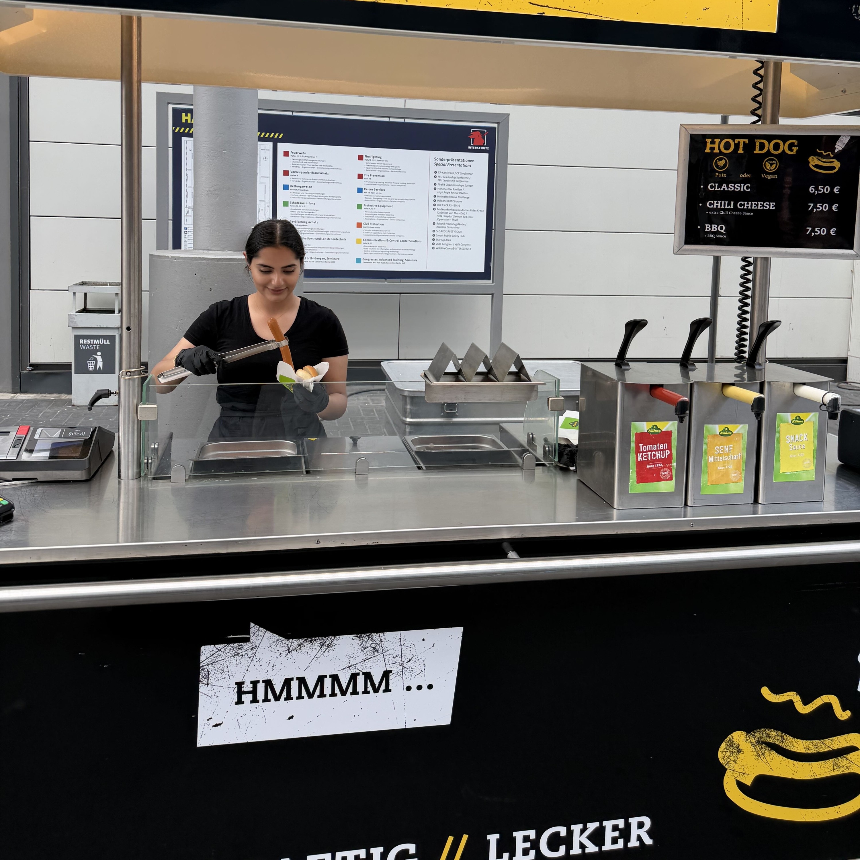 Lina bei der Arbeit